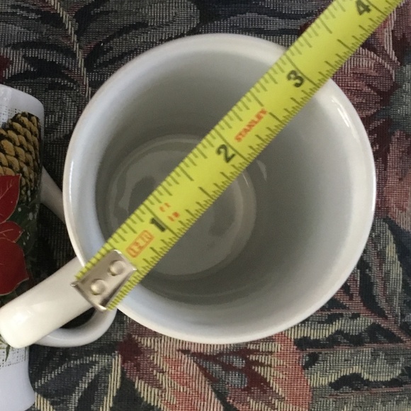 2 Royal Norfolk Christmas Coffee Mugs Poinsettia Pinecone and Snowflakes - Picture 8 of 8